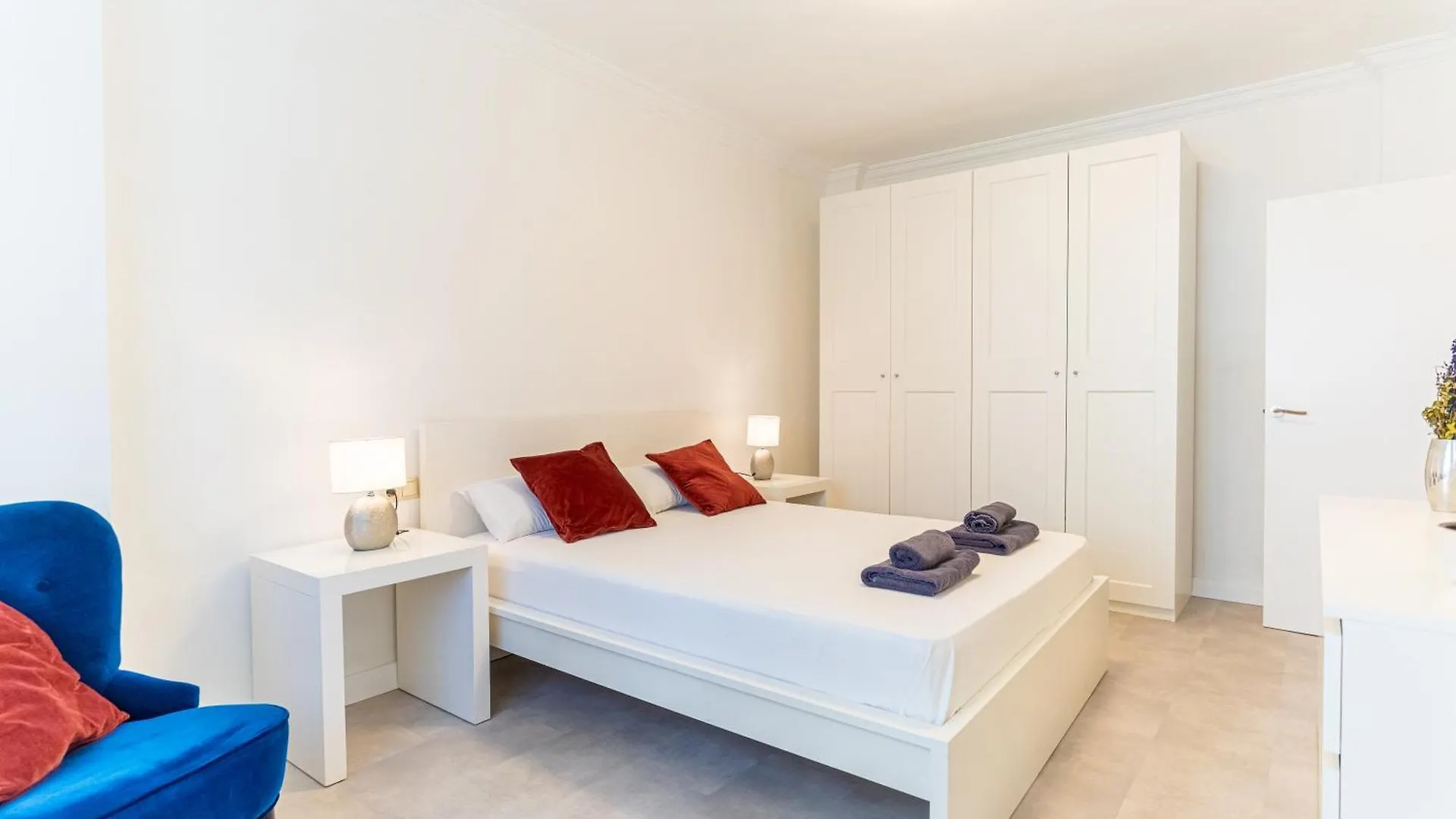Trendyhomes City Center Almeria 0*,