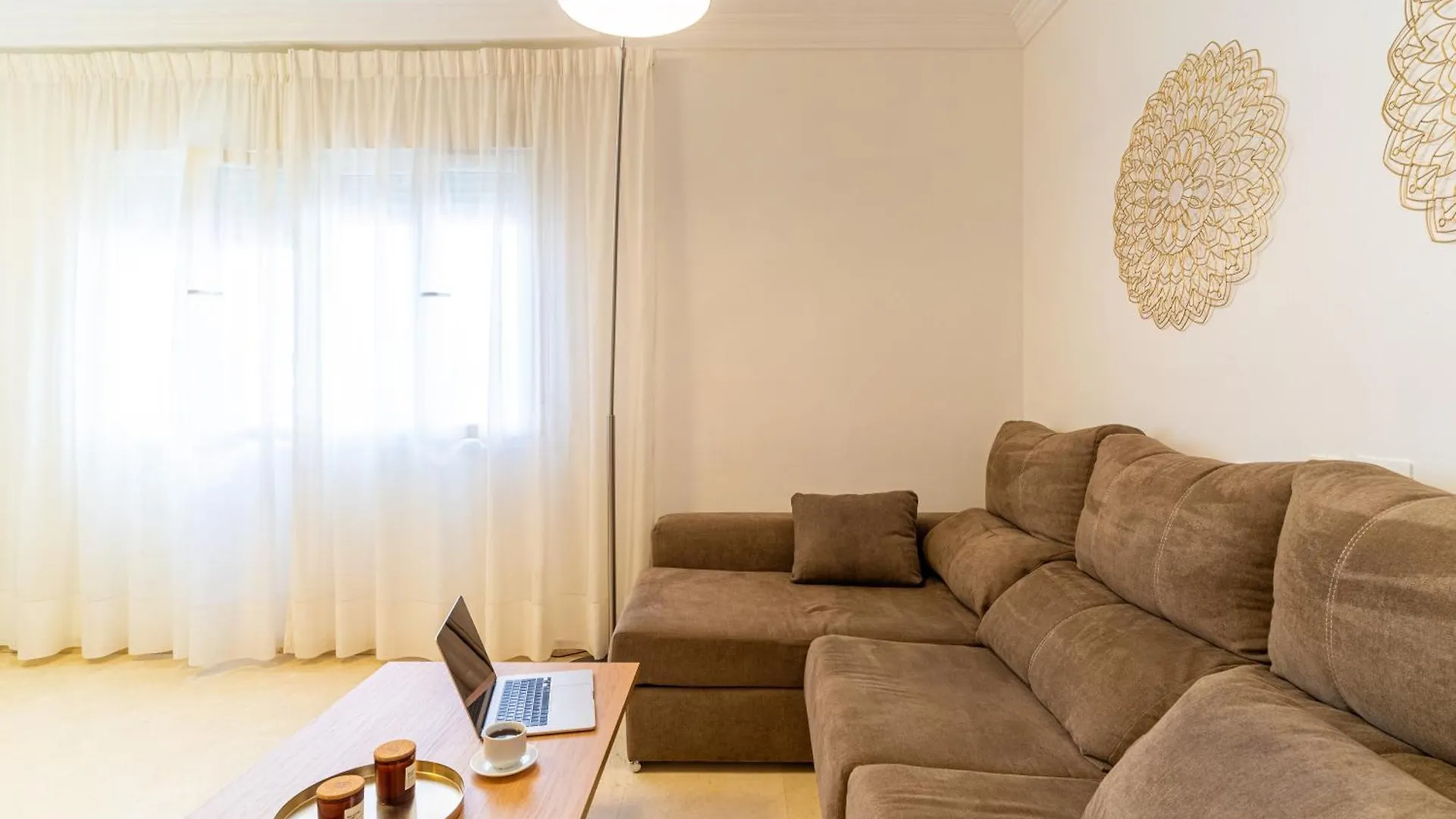 Trendyhomes City Center Almeria 0*,